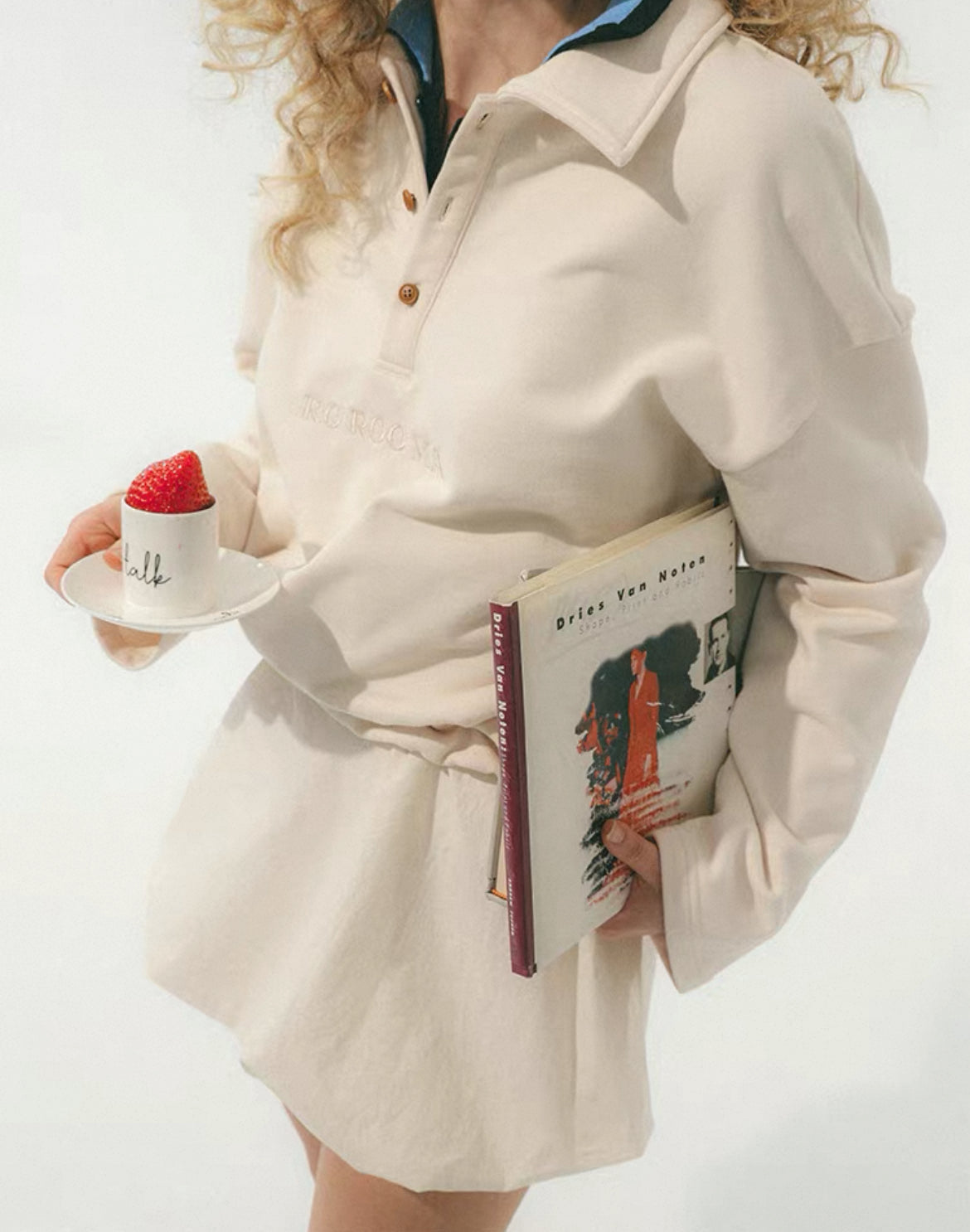 Vintage Apricot Collared Sweatshirt with Wooden Button & Drawstring
