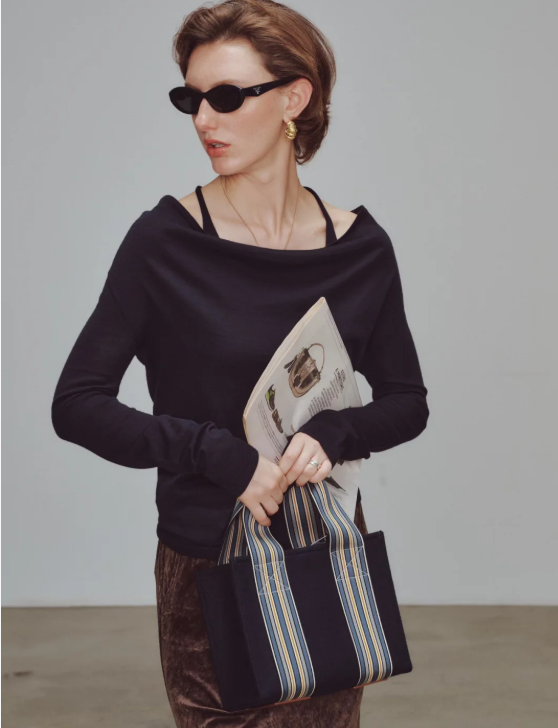 Vintage Black Boat Neck Wool Pullover